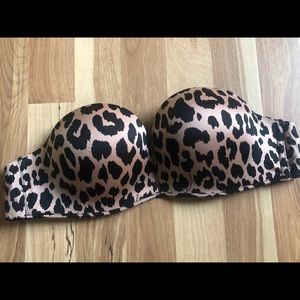 COPY - Victoria’s Secret Bombshell Strapless Bra